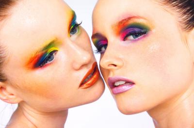 2000 Twins With Colour Make up S2